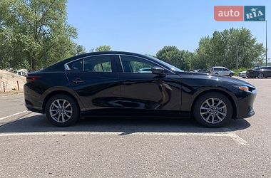 Седан Mazda 3 2024 в Киеве
