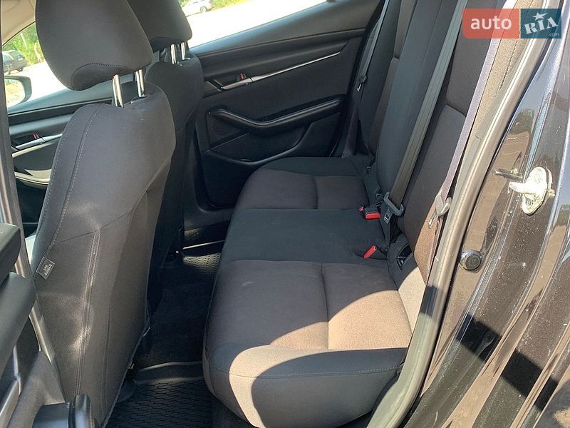 Седан Mazda 3 2024 в Киеве