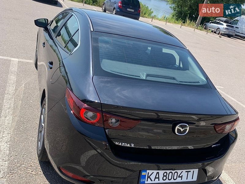 Седан Mazda 3 2024 в Киеве