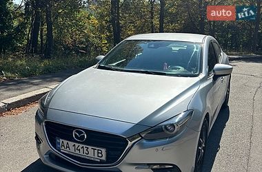Седан Mazda 3 2017 в Києві