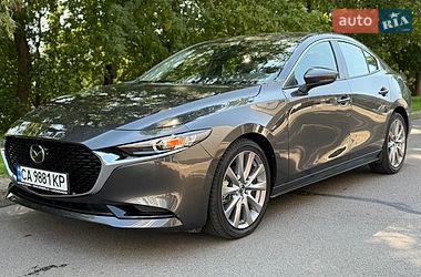 Седан Mazda 3 2019 в Киеве