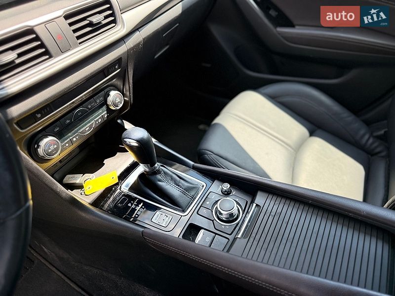 Хетчбек Mazda 3 2018 в Львові фото 18 Хетчбек Mazda 3 2018 в Львові