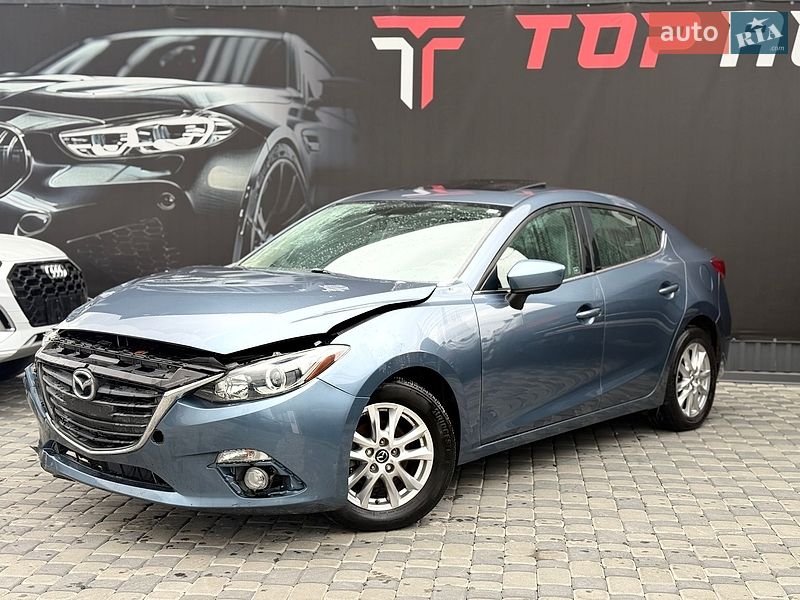Седан Mazda 3 2015 в Львові