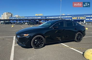 Седан Mazda 3 2024 в Киеве
