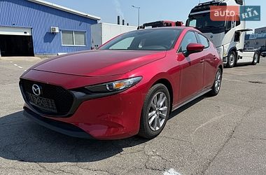 Хэтчбек Mazda 3 2019 в Киеве