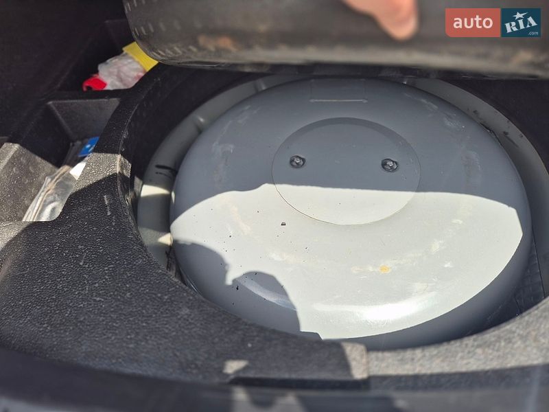 Седан Mazda 3 2008 в Петропавловской Борщаговке