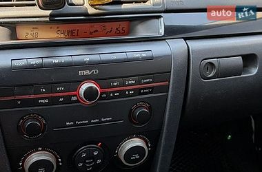 Седан Mazda 3 2004 в Днепре