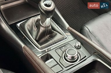 Седан Mazda 3 2017 в Харкові