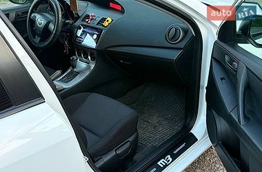 Седан Mazda 3 2010 в Бершади
