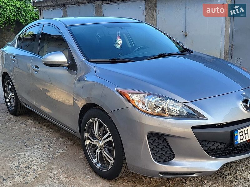 Mazda 3 2013