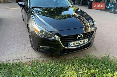 Седан Mazda 3 2018 в Киеве