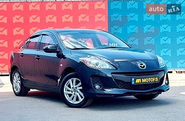 Седан Mazda 3 2012 в Киеве