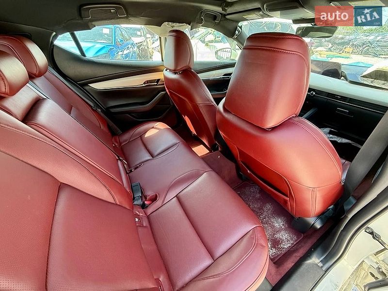 Хетчбек Mazda 3 2020 в Києві