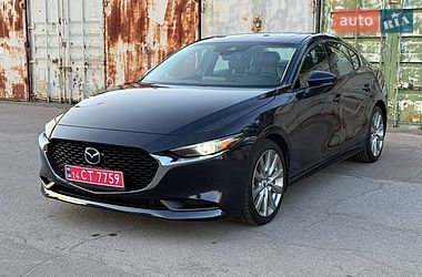 Седан Mazda 3 2019 в Черкасах