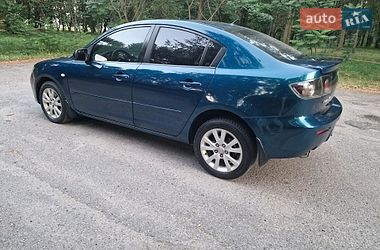 Седан Mazda 3 2007 в Хороле