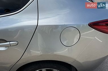 Седан Mazda 3 2015 в Кременчуці