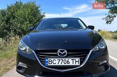 Хэтчбек Mazda 3 2015 в Львове