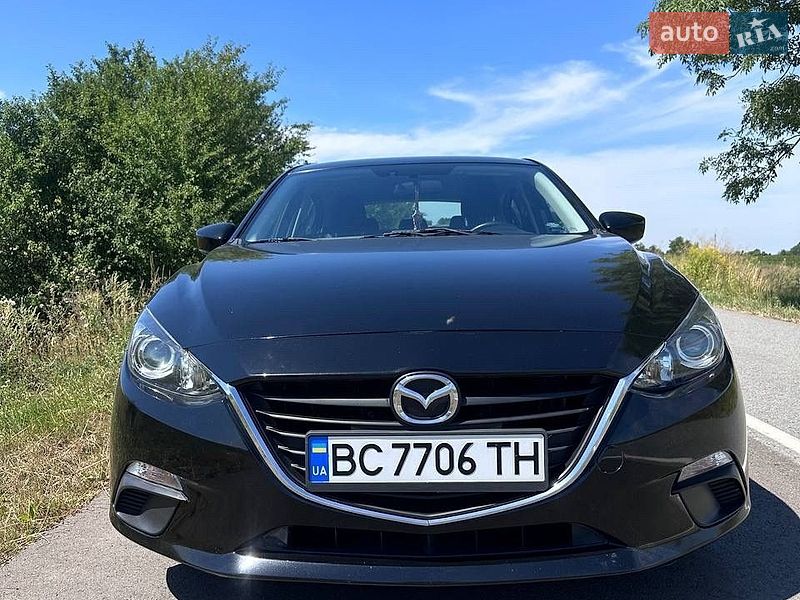 Хэтчбек Mazda 3 2015 в Львове