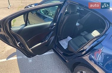 Седан Mazda 3 2018 в Києві