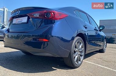Седан Mazda 3 2018 в Києві