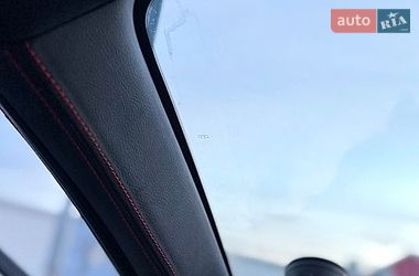Седан Mazda 3 2015 в Киеве