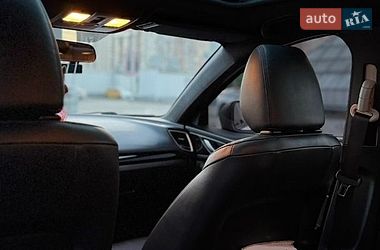 Седан Mazda 3 2015 в Киеве
