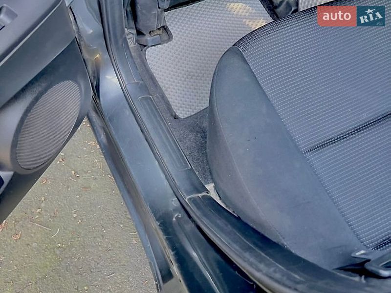 Седан Mazda 3 2012 в Черкасах фото 16 Седан Mazda 3 2012 в Черкасах