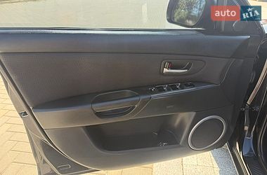 Седан Mazda 3 2007 в Болграді