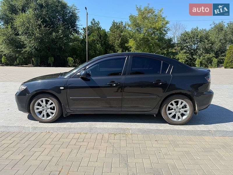 Седан Mazda 3 2007 в Болграді
