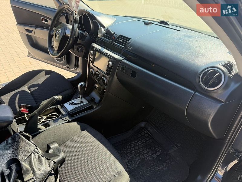 Седан Mazda 3 2007 в Болграді