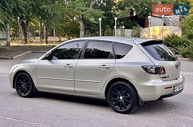 Хэтчбек Mazda 3 2006 в Николаеве