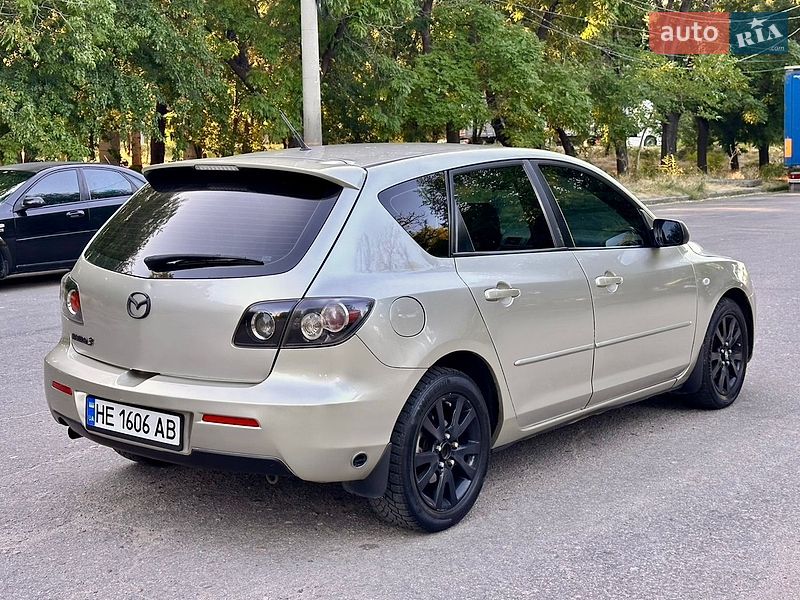 Хэтчбек Mazda 3 2006 в Николаеве