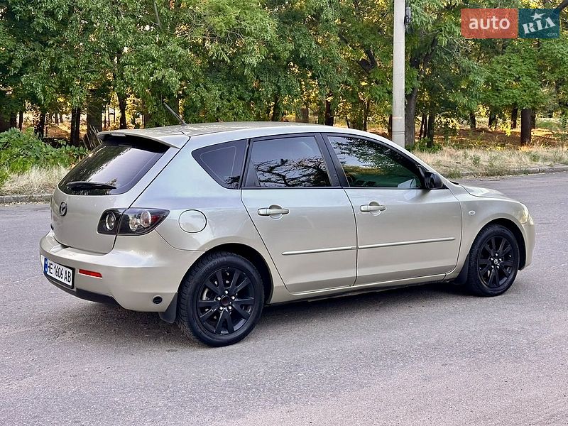 Хэтчбек Mazda 3 2006 в Николаеве