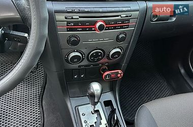 Хэтчбек Mazda 3 2006 в Николаеве