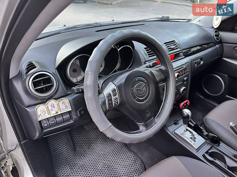 Хэтчбек Mazda 3 2006 в Николаеве