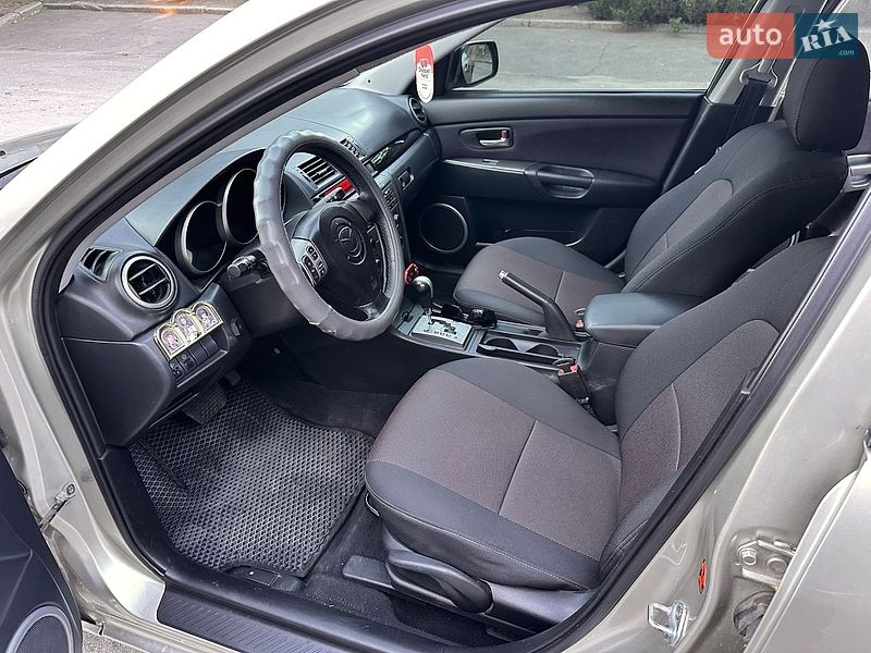 Хэтчбек Mazda 3 2006 в Николаеве