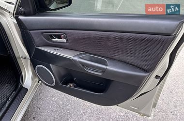 Хэтчбек Mazda 3 2006 в Николаеве
