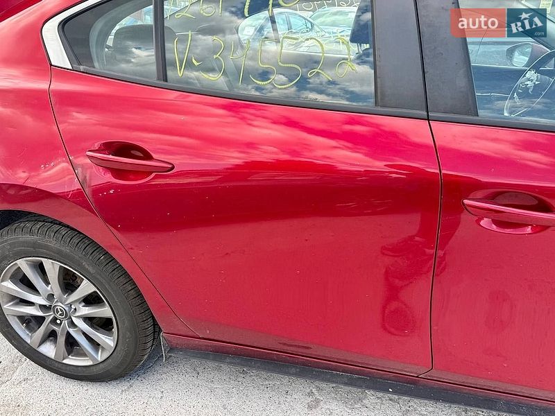 Седан Mazda 3 2021 в Киеве