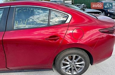 Седан Mazda 3 2021 в Киеве