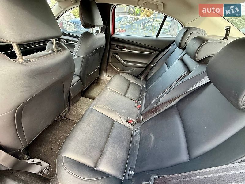 Седан Mazda 3 2021 в Киеве