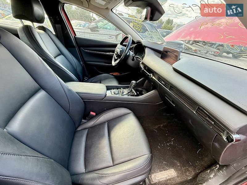 Седан Mazda 3 2021 в Киеве