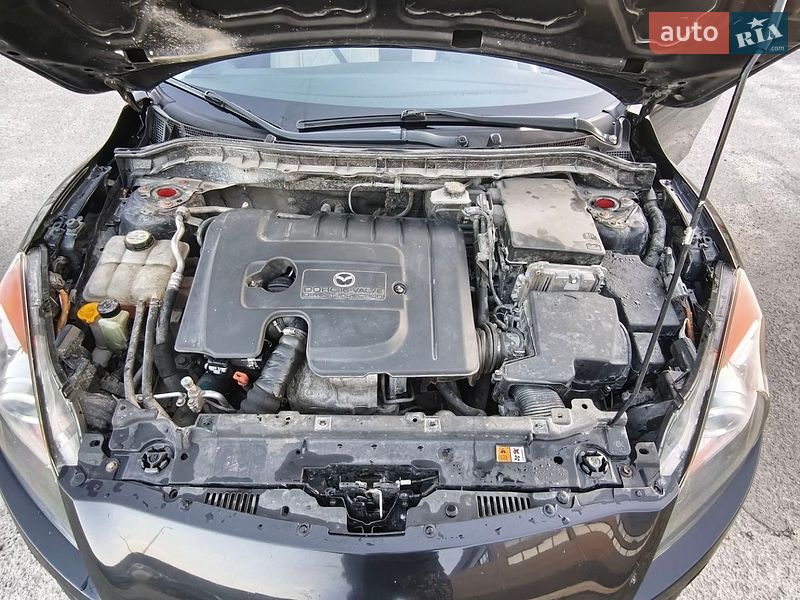 Хэтчбек Mazda 3 2011 в Шепетовке