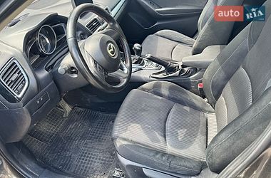 Седан Mazda 3 2016 в Киеве
