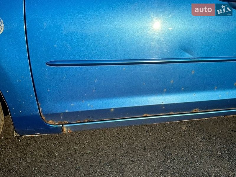 Хетчбек Mazda 3 2005 в Чернігові