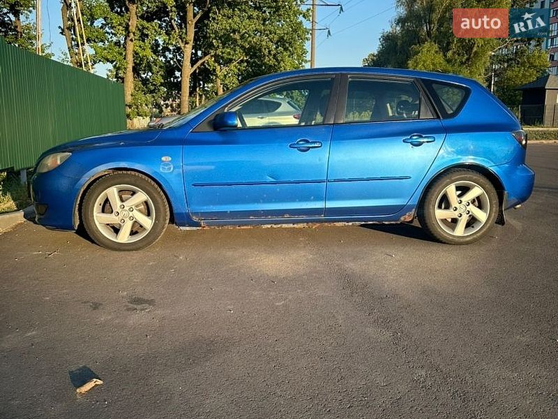 Хетчбек Mazda 3 2005 в Чернігові