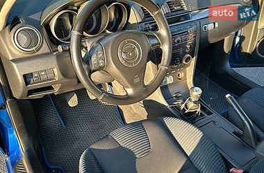 Хетчбек Mazda 3 2005 в Чернігові