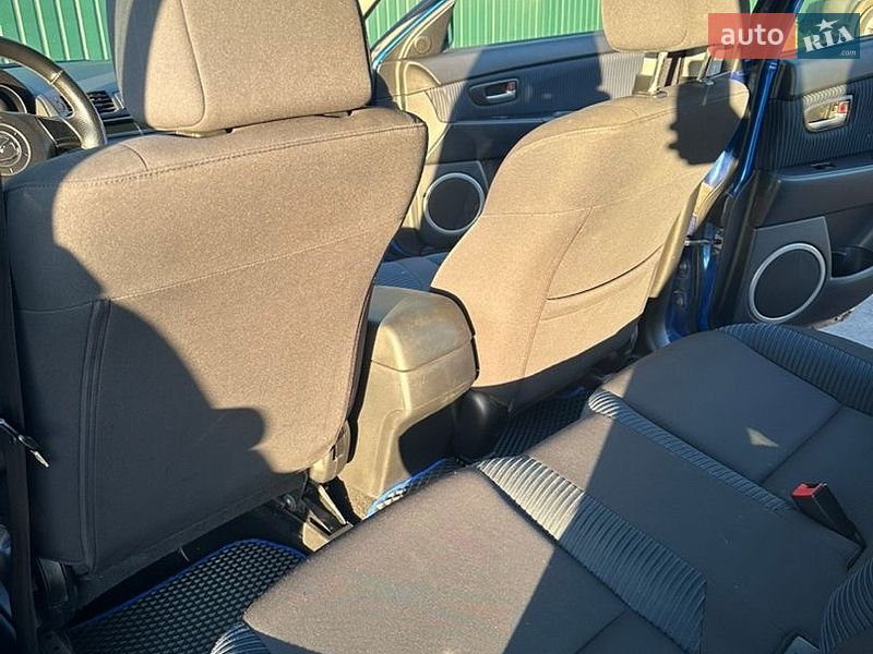 Хетчбек Mazda 3 2005 в Чернігові