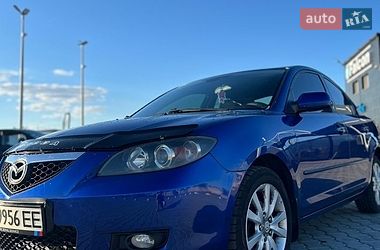 Седан Mazda 3 2007 в Вознесенске