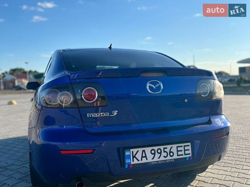 Седан Mazda 3 2007 в Вознесенске