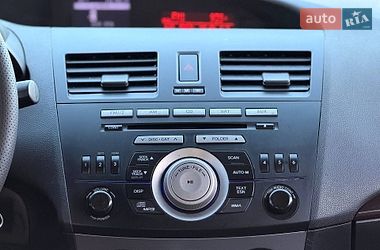 Хетчбек Mazda 3 2010 в Кривому Розі фото 60 Хетчбек Mazda 3 2010 в Кривому Розі